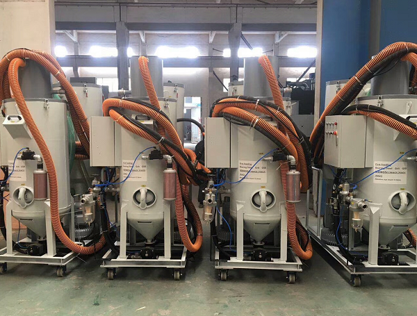 環(huán)保無塵回收式噴砂機